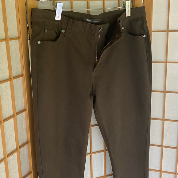 Levi’s Classic Mid Rise Dark Green Skinny Jean SZ 16 - Picture 5 of 11